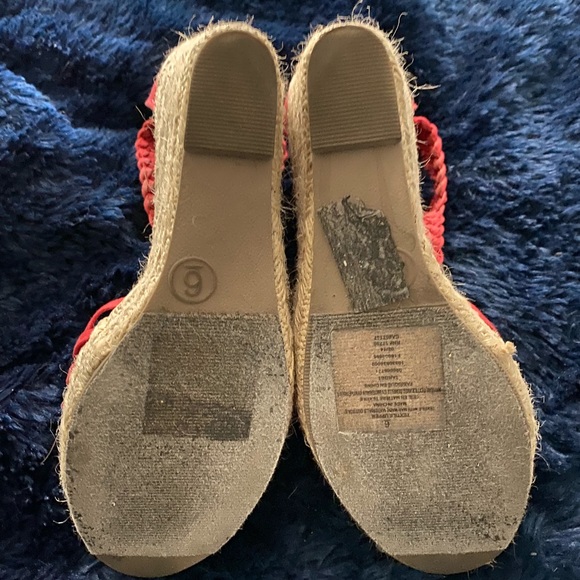 Mossimo supply co coral/red wedge Heel sandal sz 6 - Picture 4 of 4